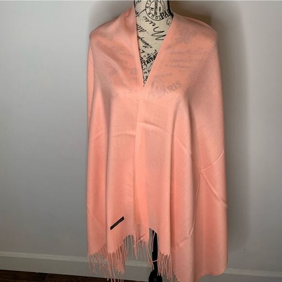 NWOT Beautiful Pashmina  - Picture 1 of 3